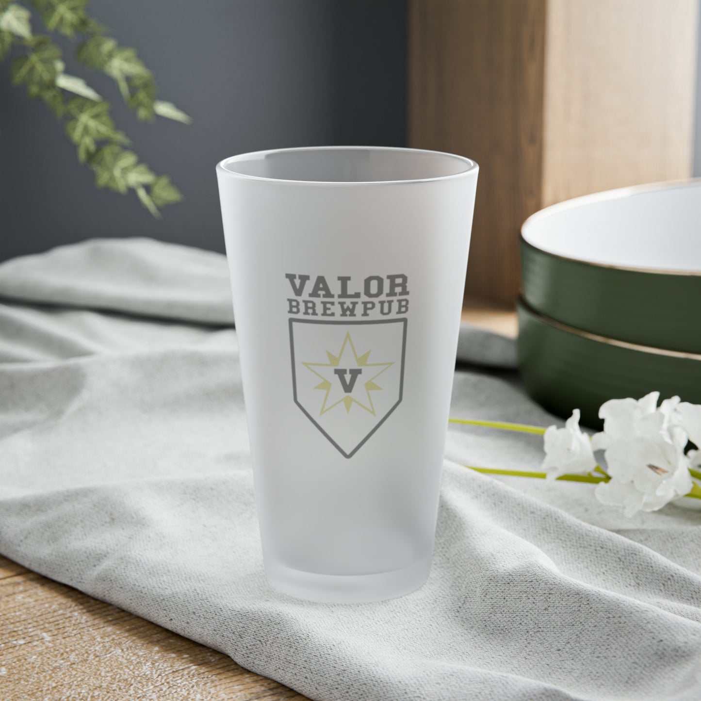 Valor BrewPub Frosted Pint Glass, 16oz